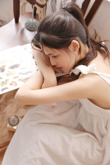 女生经常自己安慰会变漂亮吗